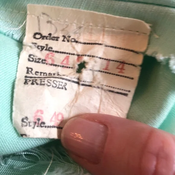 Exquisite Vintage Mint Green Sateen Dress Amazing Beading EUC! Sz M Pockets! - Picture 8 of 11